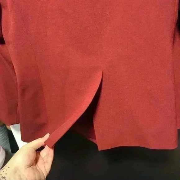 Woman’s Plus Size 18 Nine West Burgundy Blazer Suit Jacket Business Casual Work - Picture 6 of 6